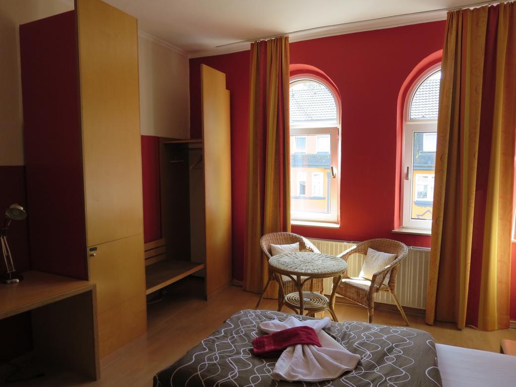 Ruhrzimmer Gelsenkirchen Ruang foto