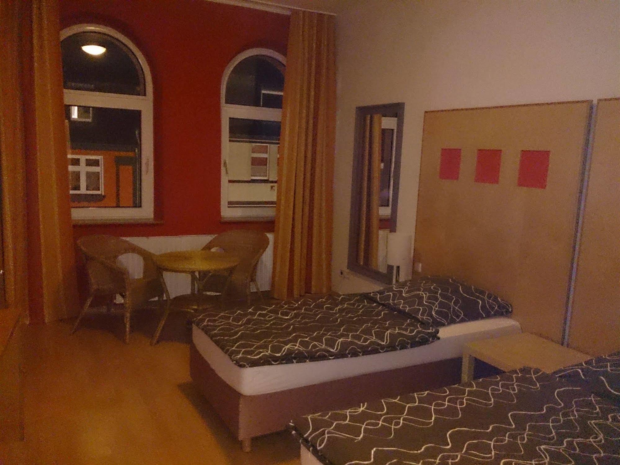 Ruhrzimmer Gelsenkirchen Bagian luar foto